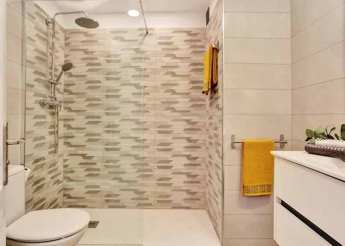 Holidays Studio, Pool, Air Con, Terrace 아파트 *