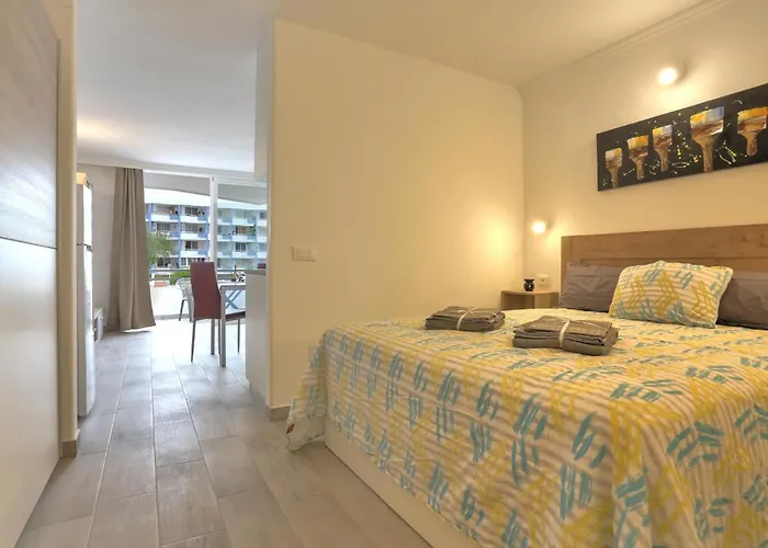 Holidays Studio, Pool, Air Con, Terrace 산미겔데아보나