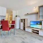 شقة Holidays Studio, Pool, Air Con, Terrace سان ميغيل ذي أبونا